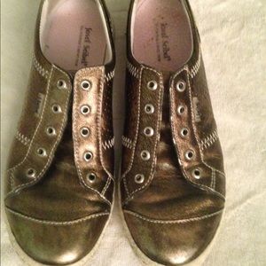 Josef Seibel "The European Comfort Shoe"